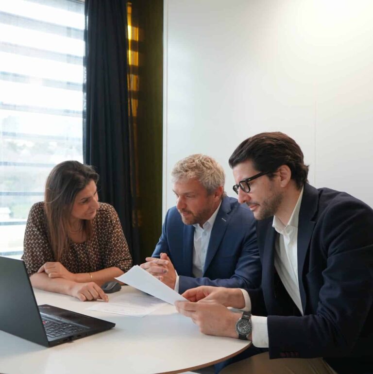 ABGi Consulting - Experts in a meeting